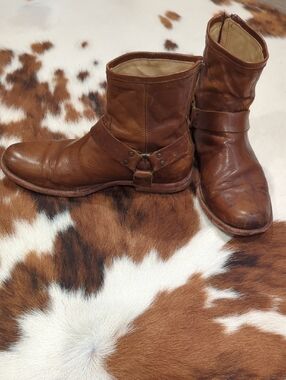 Frye Phillip Harness classic ankle boot featuring a Vintage Leather Construction